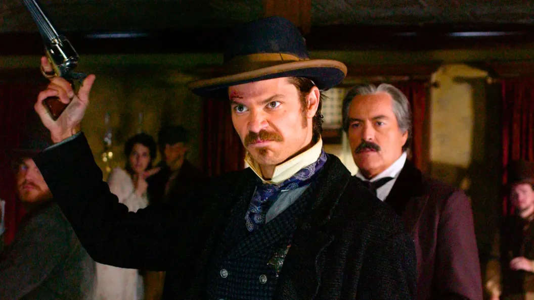 Séries canceladas que se reinventaram em filmes: confira exemplos e novidades no universo geek