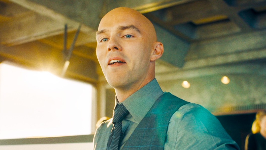Novo visual de Man of Tomorrow revela arma anti-Superman após 60 anos