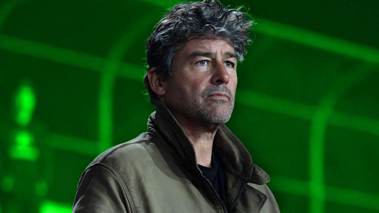 Lanterns: Showrunner revela detalhes sobre a morte de Hal Jordan na nova série da DCU