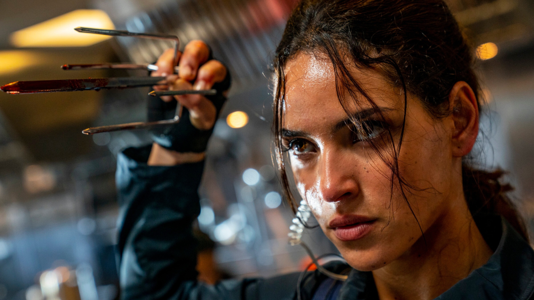 Rumores apontam Adria Arjona como a nova Wonder Woman no universo DC, mas será que é verdade?